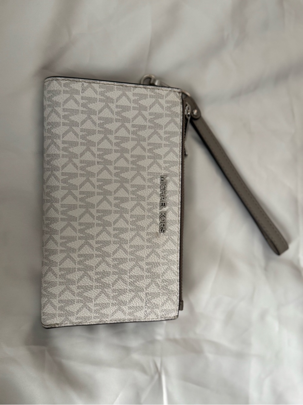 Michael Kors Large Double Zip Light Gray/White Monogram Wristlet